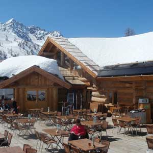 hors pistes freeride serre chevalier faites une pause au restauarnt le flocon